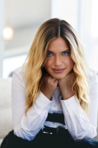 Media 2-FA3B46C6-8179-4351-A39A-208DEF846E6D